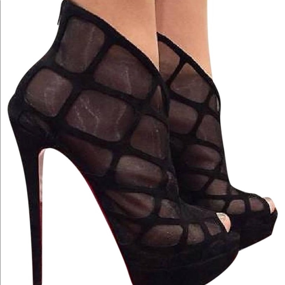 Loboutin bootie - size 37 - worn once - SOLD